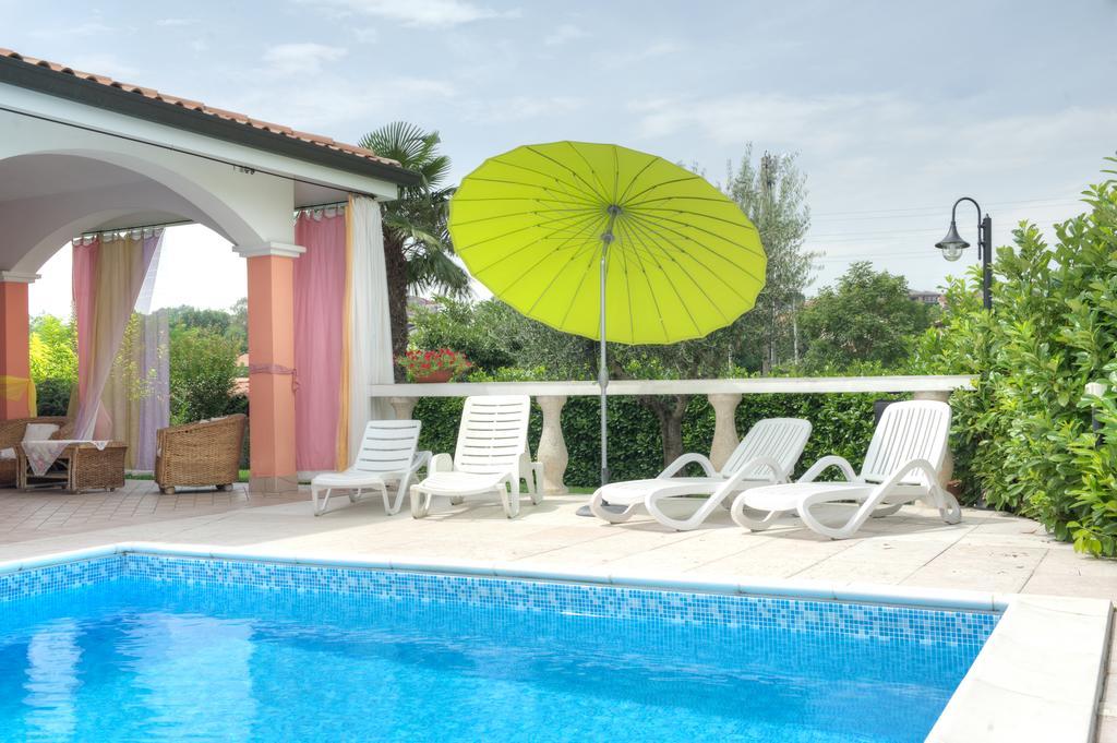 B&B Villa Gloriana Sona Buitenkant foto